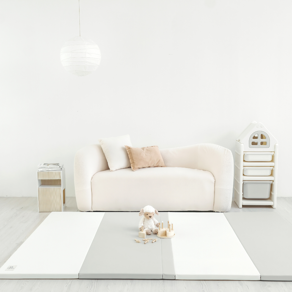 REPM SL- 160 x 234 x 4 cm Antibacterial Seamless Solvent-Free (environmentally friendly) Foldable Vegan PU Leather Play Mat