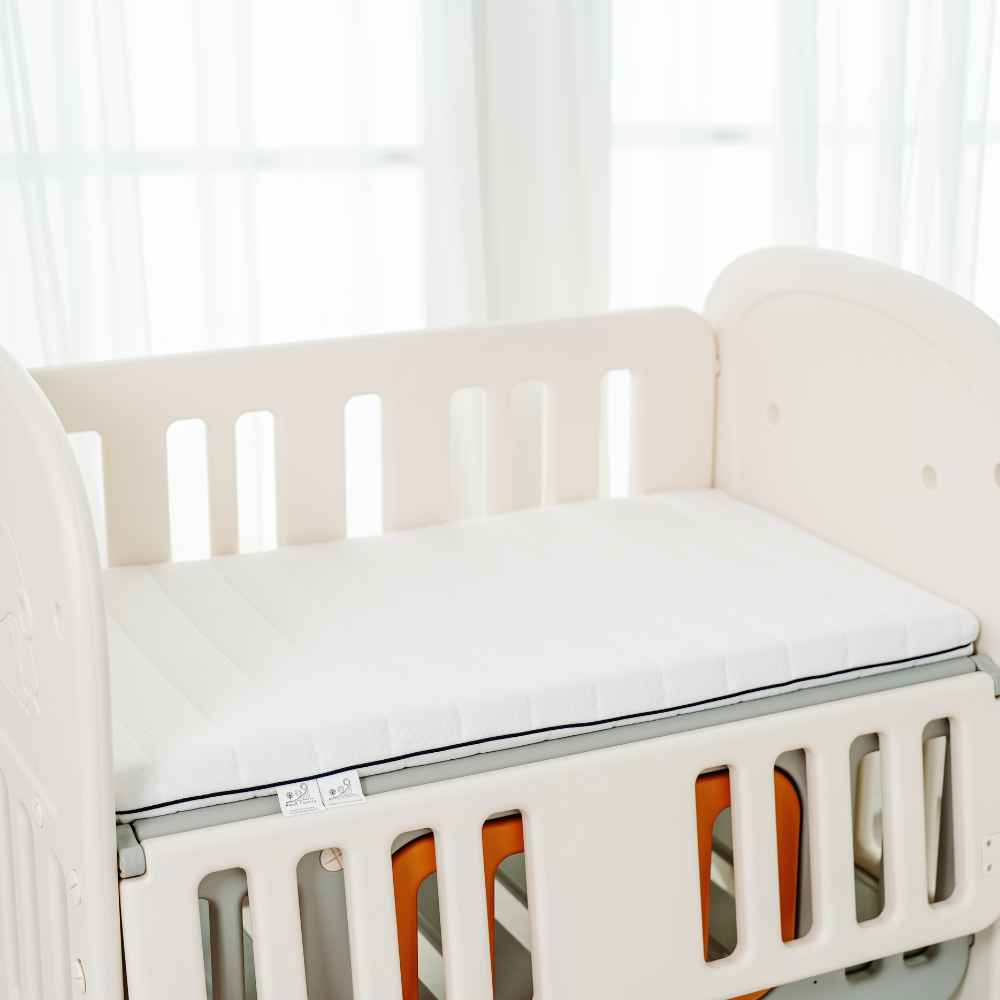 Glücklich Baby Cot & Bed