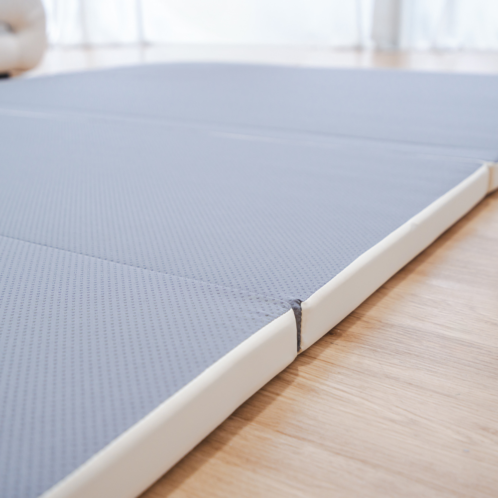 DreamNest Play Mat - 130 x 190 x 4 cm, 140 x 210 x 4 cm Anti-bacterial Anti-Slip Seamless